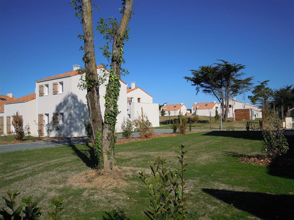 Residence Nemea Les Grands Rochers เลส์ซาบล์-โดล็อนน์ ภายนอก รูปภาพ